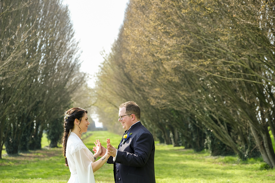 Matrimonio a Villa Ormaneto: passeggiata degli sposi